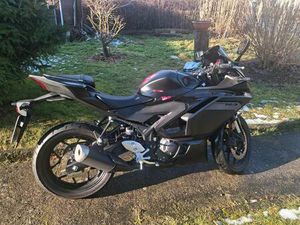 YAMAHA R3 – A2-FAHRZEUG – TOP ZUSTAND – NUR 1.800 KM