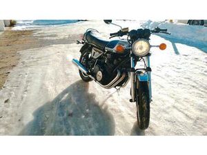YAMAHA XS 750 OLDTIMER AUS NACHLASS