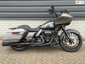 HARLEY DAVIDSON FLTRXS ROAD GLIDE SPECIAL 131CI STAGE 4 SE ( — MOTOREN | HARLEY-DAVIDSON — MARKTPLAATS