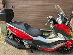 ② SYM CRUISYM 300 CC