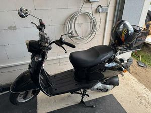 MOTOROLLER, NOVA MOTORS RETRO STAR, 49 CCM,45KMH EURO5 SCHWARZ