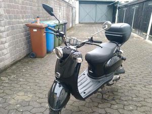 ROLLER NOVA MOTORS RETRO STAR