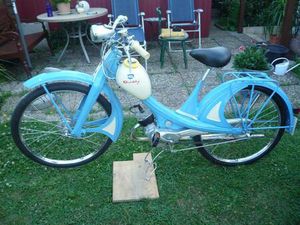 BIETE REST. NSU QUICKLY S IN SONDERLACKIERUNG,OLDTIMER MOPED