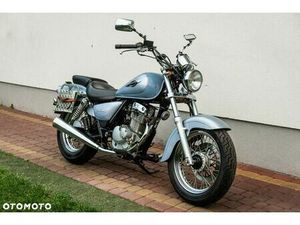 SUZUKI MARAUDER