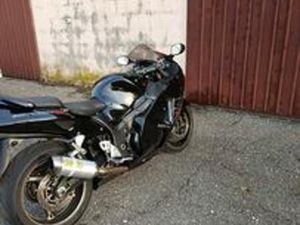 SUZUKI GSX HAYABUSA 1300 - 2003