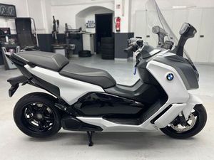 BMW C EVOLUTION *TÜV + SERVICE +REIFEN HI. NEU*