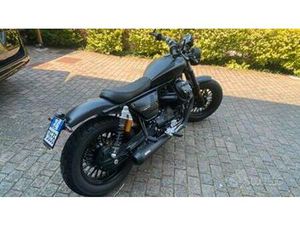 V9 BOBBER