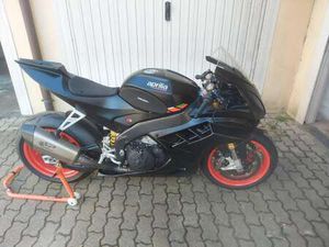 APRILIA RSV4 1100 FACTORY NERO