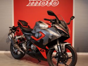 QJ MOTOR SRK 125 RR 2025 125 CM3 | MOTO SPORTIVE | 200 KM | GRIS | 64600 ANGLET
