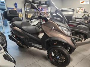 PIAGGIO MP3 500 SPORT ADVANCED 2021 AKRAPOVIC GARANTIE — MOTOREN | PIAGGIO — MARKTPLAATS