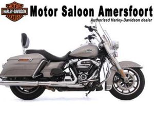 HARLEY-DAVIDSON FLHR ROAD KING / ROADKING MILWAUKEE EIGHT — MOTOREN | HARLEY-DAVIDSON — MARKTPLAATS