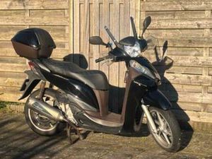 HONDA SH300I - 2014 - TOPSTAAT - INCL. OPTIES! — MOTOREN | HONDA — MARKTPLAATS