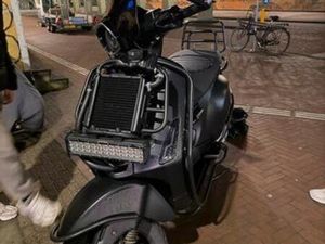 VESPA SPRINT 300CC AKRA (BROM) — SCOOTERS | YAMAHA — MARKTPLAATS