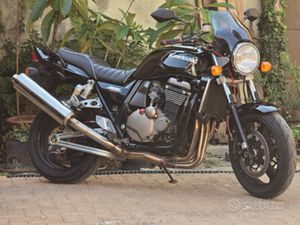 KAWASAKY ZRX 1200