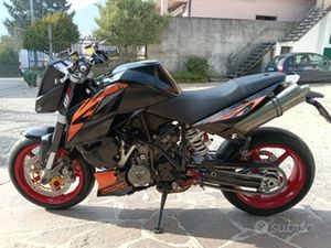 KTM SUPERDUKE 990