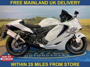 SUZUKI GSX1300R HAYABUSA