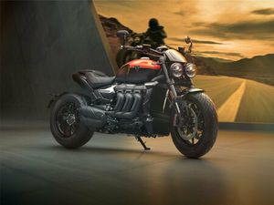 TRIUMPH ROCKET 3 STORM R