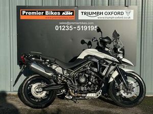 TRIUMPH TIGER 800 XR