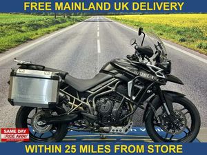 TRIUMPH TIGER 800 XR