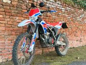 FANTIC 125 PERFORMANCE