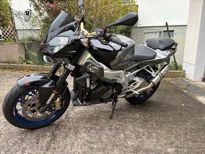 APRILIA TUONO RSV 1000 RR (V2)