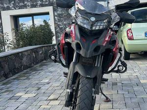 BENELLI TRK 502 X ROSSO