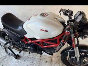 DUCATI MONSTER 695 BIANCO