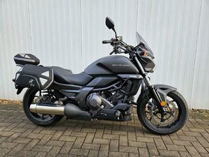 HONDA CTX 700 N