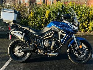 TRIUMPH TIGER 800 XRT