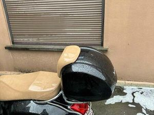 ② VESPA 125 GTS 346KM ÉTAT NEUF