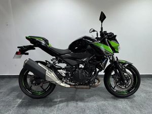 KAWASAKI Z400 2024