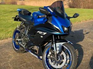 YAMAHA R7 YZF 2022 QUICKSHIFTER, AKRAPOVIC LOOK. — MOTOREN | YAMAHA — MARKTPLAATS