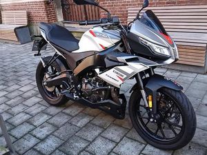 ② APRILIA TUONO 125 CC