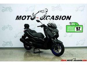 YAMAHA - XMAX 300
