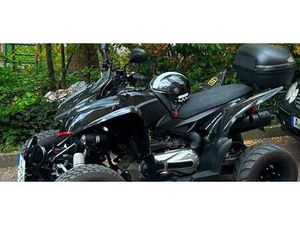 SCHWARZES QUAD ATV BAUJAHR 2019 - GUT ERHALTEN