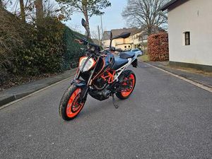 KTM DUKE 390