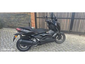 YAMAHA X-MAX TECH MAX