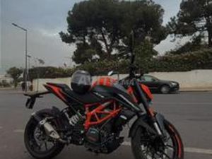 KTM D'UNE 390