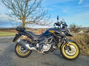 SUZUKI V-STROM 650 (DL650)