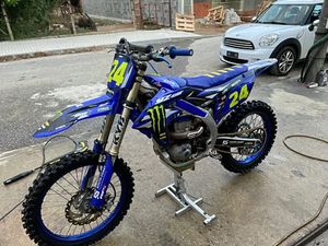 YAMAHA YZF 450 →