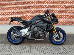 ② YAMAHA MT-10 SP