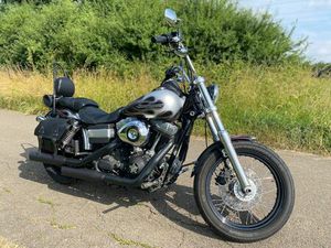 HARLEY-DAVIDSON DYNA STREET BOB
