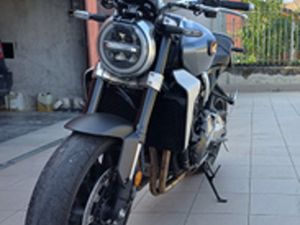 HONDA CB 1000 R