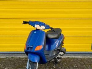 PIAGGIO ZIP TYPE 3 70CC BROMFIETS | 1 EIGENAAR — SCOOTERS | PIAGGIO — MARKTPLAATS