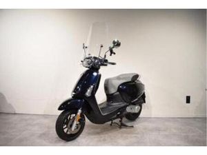 KYMCO NEW LIKE | SNOR | 12-2021 | 2000KM | WINDSCHERM — SCOOTERS | KYMCO — MARKTPLAATS