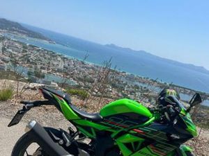 KAWASAKI - NINJA 125 CC