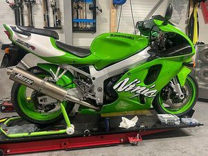 KAWASAKI NINJA ZX-7R
