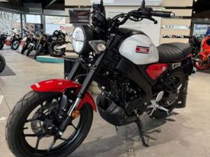 YAMAHA XSR 125 2025 125 CM3 | MOTO ROADSTER | 790 KM | BLANC | 31200 TOULOUSE