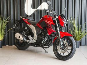 YAMAHA FAZER 250 FZ25