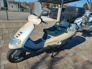 PIAGGIO SUPER HEXAGON 250